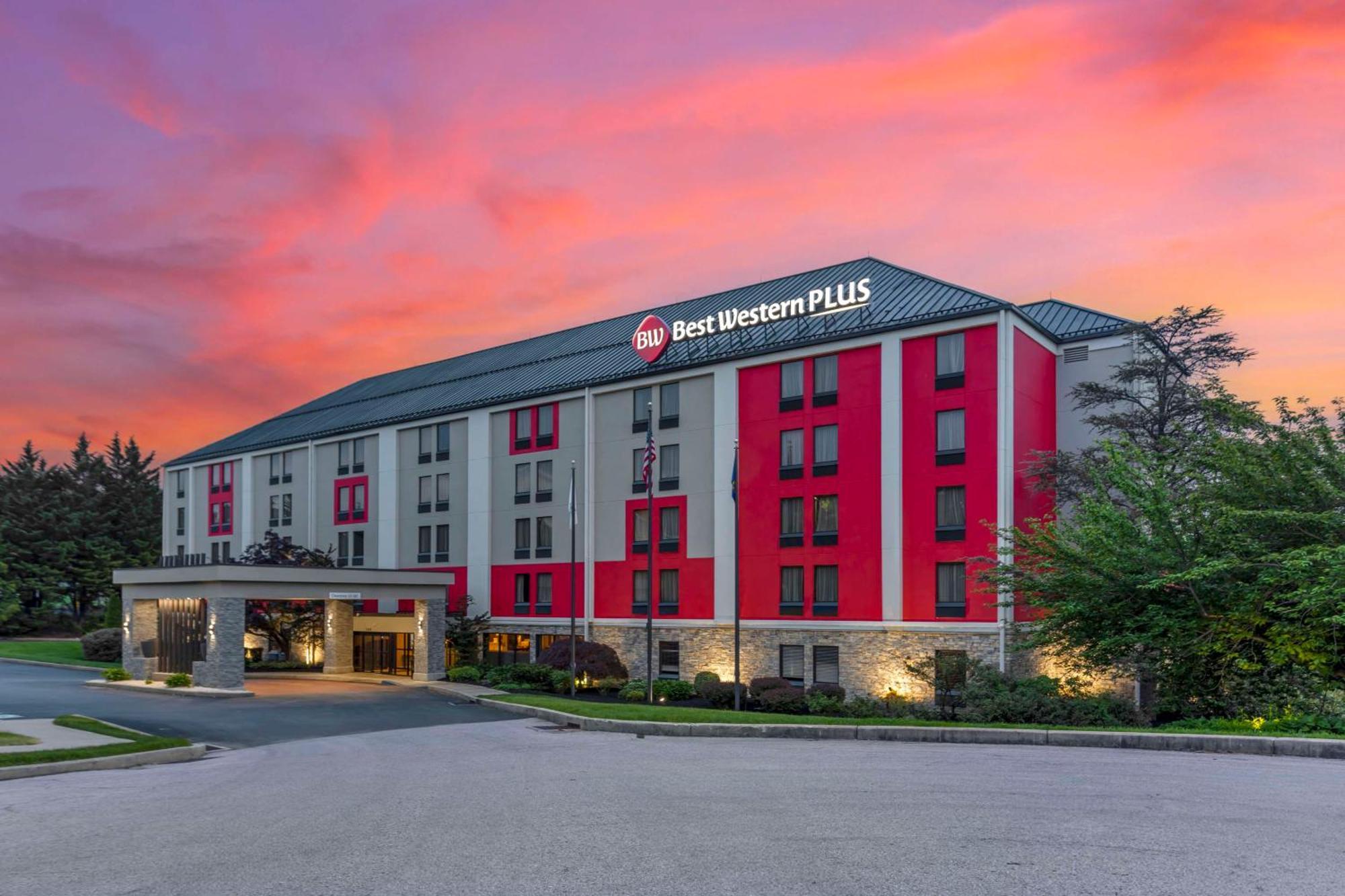 Best Western Plus Heritage Rail Inn & Suites Йорк Екстер'єр фото