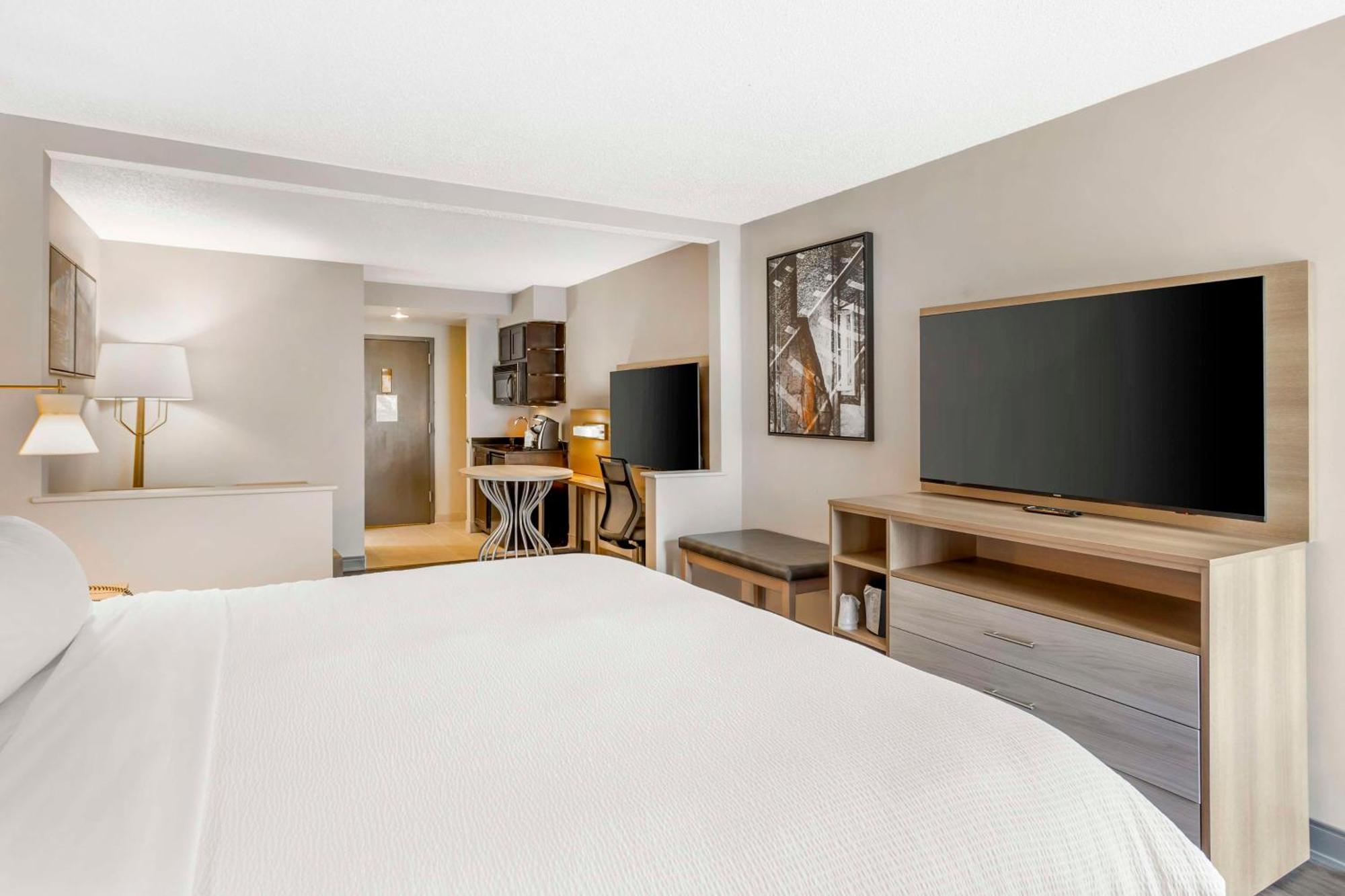 Best Western Plus Heritage Rail Inn & Suites Йорк Екстер'єр фото