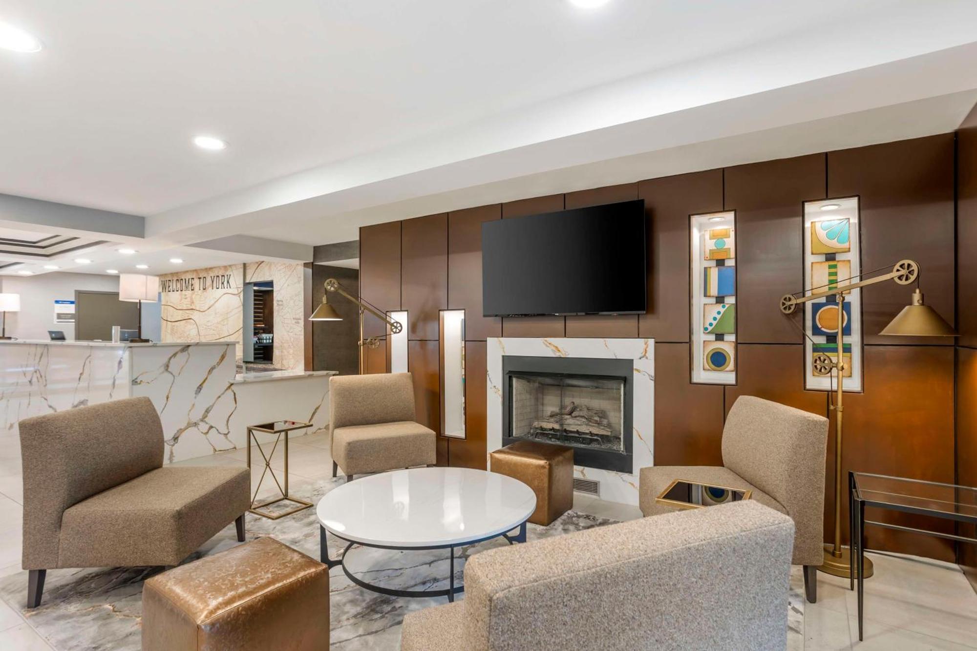 Best Western Plus Heritage Rail Inn & Suites Йорк Екстер'єр фото